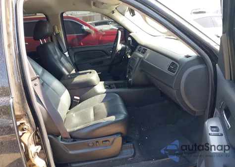 2011 Chevrolet Avalanche 1500 Lt1 from USA, damaged, VIN 3GNTKFE37BG130697